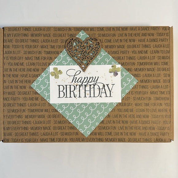 Life-Changing Magic: A Journal - Spark Joy Every Day - Picture 6 of 10